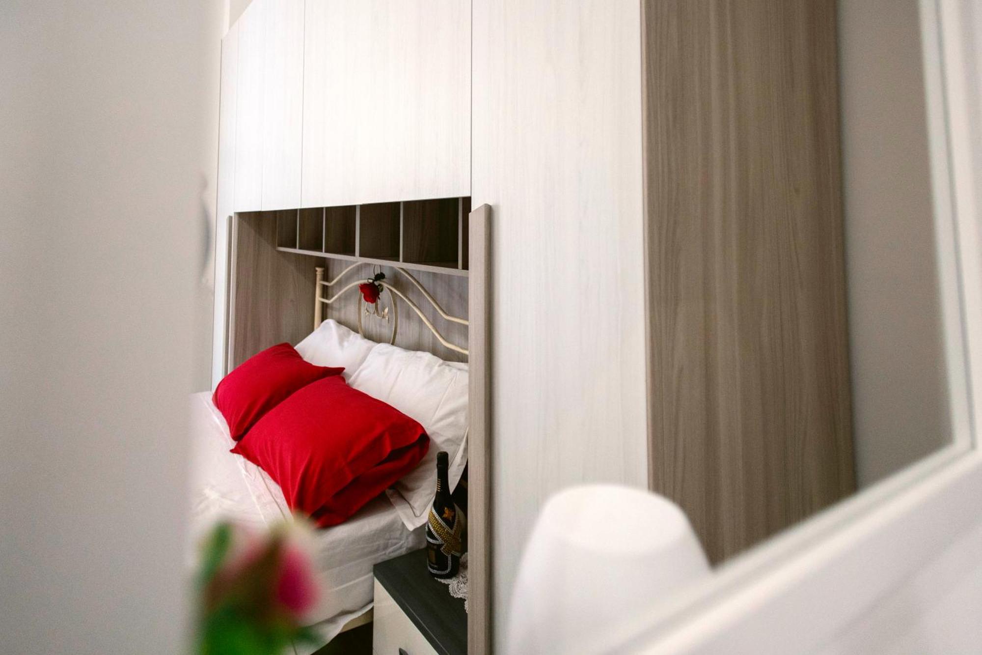 Flower'S House 24 - Central Apartment - مولفيتا المظهر الخارجي الصورة